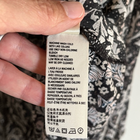 Free People Dani Boho Relaxed Fit Button Up Shirt Black/Cream Paisley size Med - Picture 6 of 14